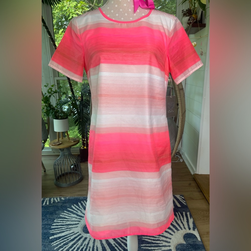 Vince Camuto pomegranate ombré Stripe Dress size 6 NWT